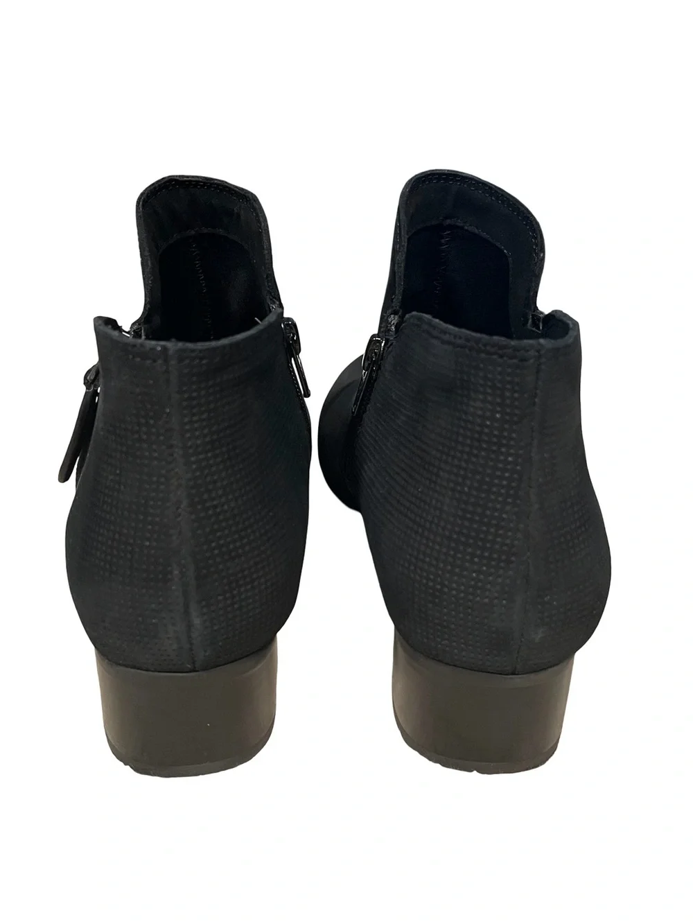 ABEO Lanora Black Suede Women’s Sz 8.5 Ankle Boots Side Zip Low Heel EUC